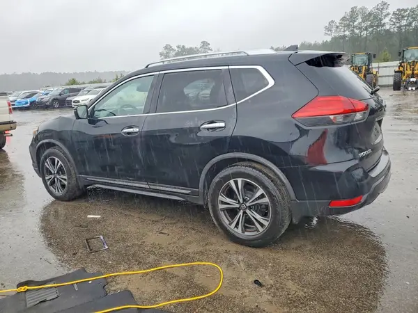 JN8AT2MTXHW408515 2017 NISSAN ROGUE - Image 2