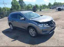 JN8AT2MTXJW450379 2018 NISSAN ROGUE