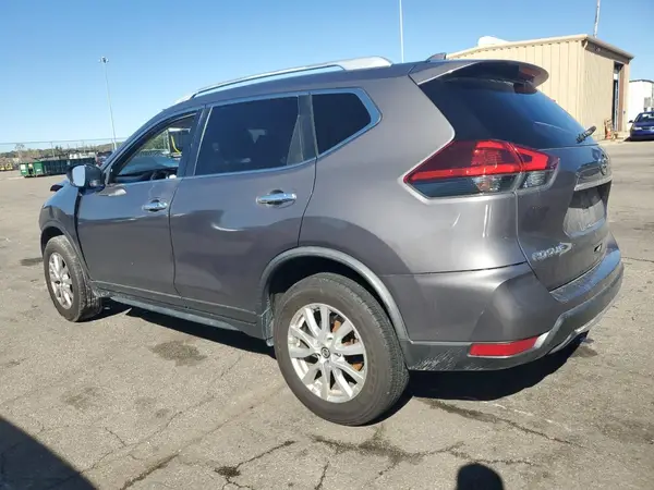 JN8AT2MTXJW450477 2018 NISSAN ROGUE - Image 2