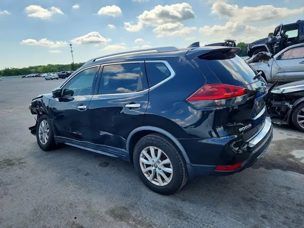 JN8AT2MTXJW450995 2018 NISSAN ROGUE - Image 2