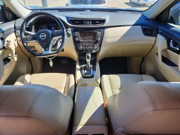 JN8AT2MTXJW452391 2018 NISSAN ROGUE - Image 8