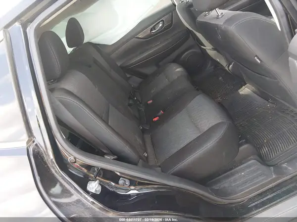 JN8AT2MTXJW456280 2018 NISSAN ROGUE - Image 8