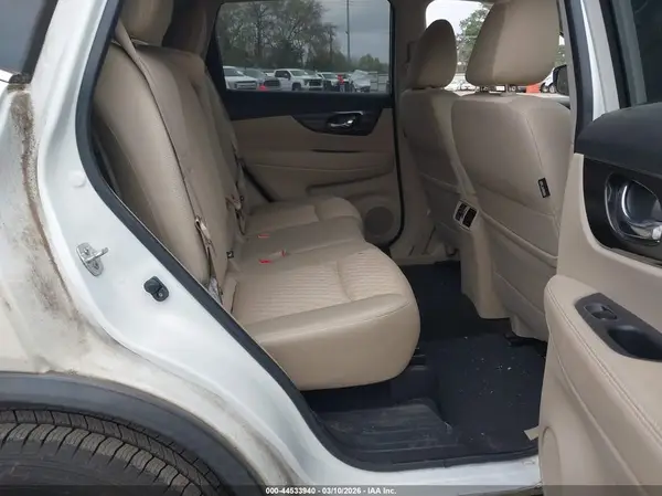 JN8AT2MTXJW458921 2018 NISSAN ROGUE - Image 8