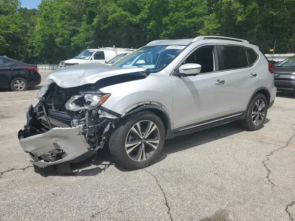 JN8AT2MTXJW461138 2018 NISSAN ROGUE - Image 1