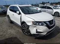 JN8AT2MTXJW463424 2018 NISSAN ROGUE