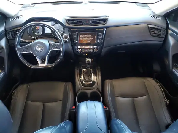 JN8AT2MTXJW464802 2018 NISSAN ROGUE - Image 8