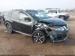 JN8AT2MTXJW465254 2018 NISSAN ROGUE