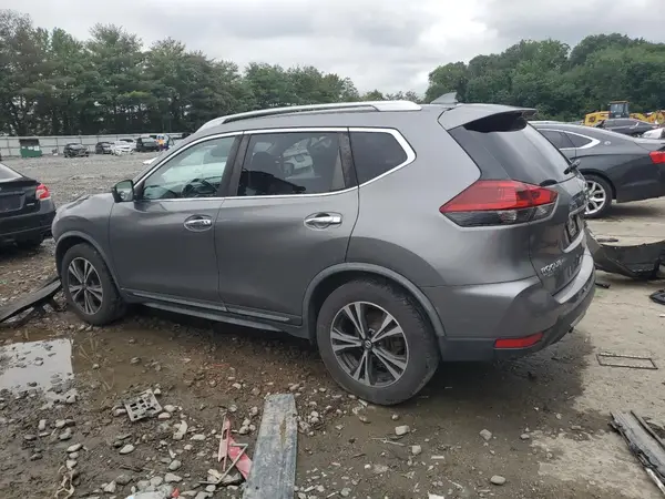 JN8AT2MTXJW465772 2018 NISSAN ROGUE - Image 2
