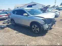 JN8AT2MTXJW466792 2018 NISSAN ROGUE