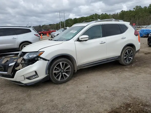 JN8AT2MTXJW467442 2018 NISSAN ROGUE - Image 1