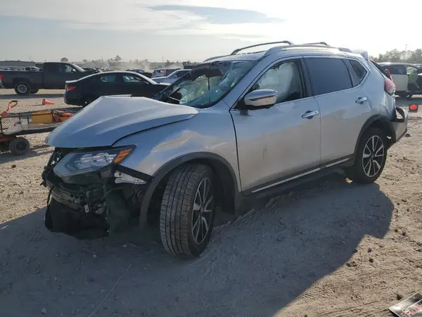 JN8AT2MTXJW488761 2018 NISSAN ROGUE - Image 1
