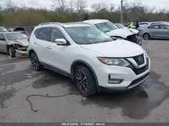 JN8AT2MTXJW489585 2018 NISSAN ROGUE