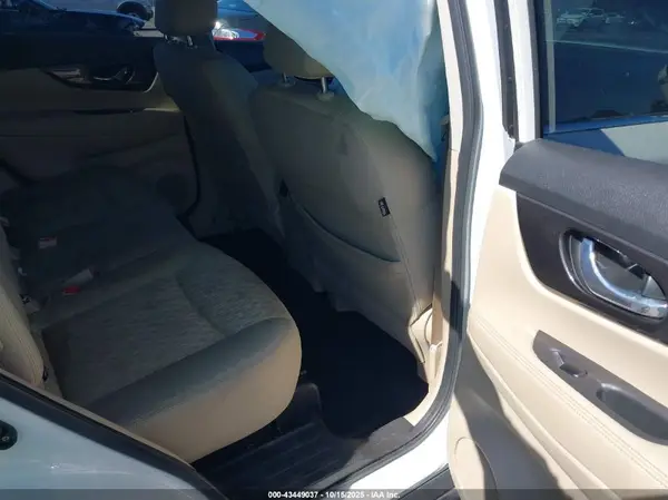 JN8AT2MTXJW491773 2018 NISSAN ROGUE - Image 8