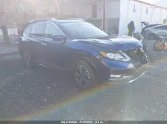 JN8AT2MTXJW492230 2018 NISSAN ROGUE