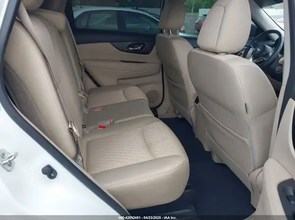 JN8AT2MTXKW250037 2019 NISSAN ROGUE - Image 8