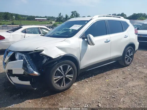 JN8AT2MTXKW250197 2019 NISSAN ROGUE - Image 2