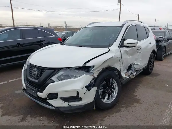 JN8AT2MTXKW252631 2019 NISSAN ROGUE - Image 2