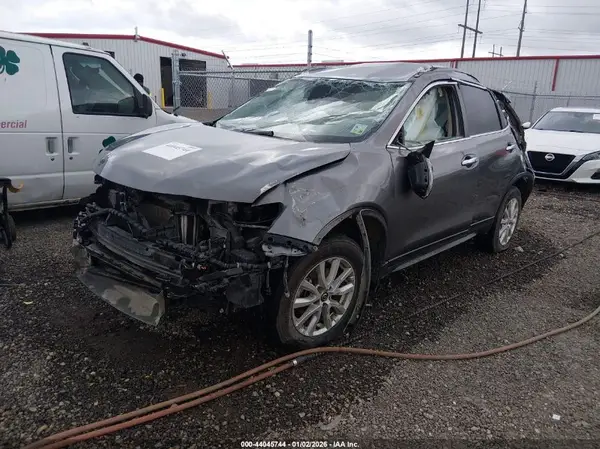 JN8AT2MTXKW253584 2019 NISSAN ROGUE - Image 2