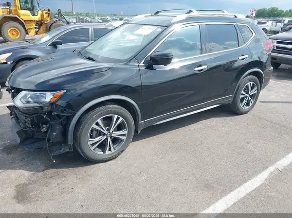 JN8AT2MTXKW264133 2019 NISSAN ROGUE - Image 2