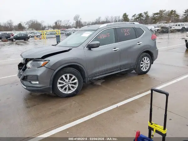 JN8AT2MTXKW502479 2019 NISSAN ROGUE - Image 2