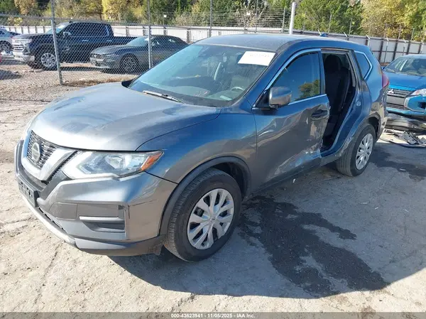 JN8AT2MTXKW502966 2019 NISSAN ROGUE - Image 2