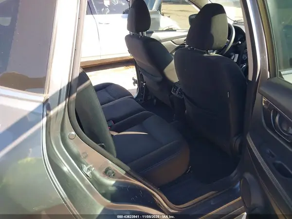JN8AT2MTXKW502966 2019 NISSAN ROGUE - Image 8
