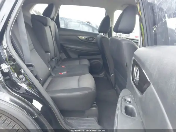 JN8AT2MTXKW504877 2019 NISSAN ROGUE - Image 8