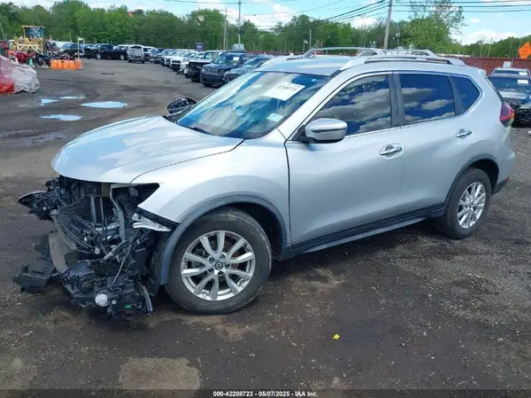 JN8AT2MTXLW010147 2020 NISSAN ROGUE - Image 2