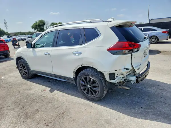 JN8AT2MTXLW033962 2020 NISSAN ROGUE - Image 2