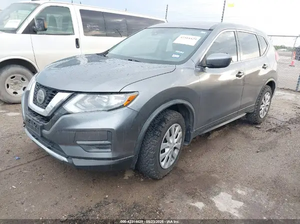 JN8AT2MTXLW035243 2020 NISSAN ROGUE - Image 2