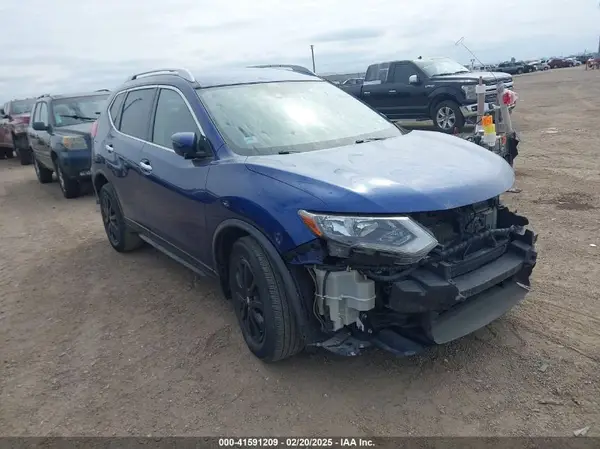 JN8AT2MTXLW037672 2020 NISSAN ROGUE - Image 1