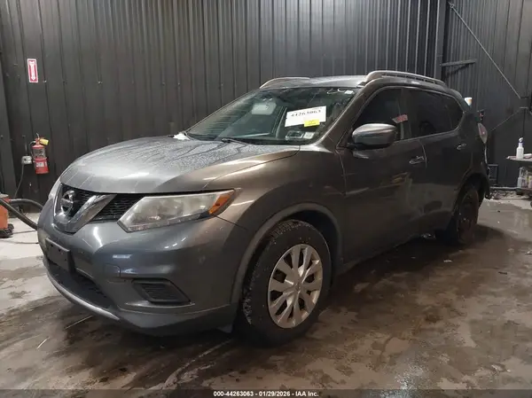 JN8AT2MV0GW132118 2016 NISSAN ROGUE - Image 2