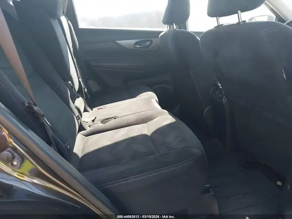 JN8AT2MV0GW132782 2016 NISSAN ROGUE - Image 8
