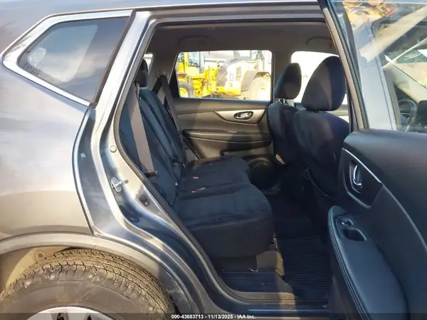 JN8AT2MV0GW134211 2016 NISSAN ROGUE - Image 8