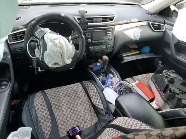 JN8AT2MV0GW136699 2016 NISSAN ROGUE - Image 8