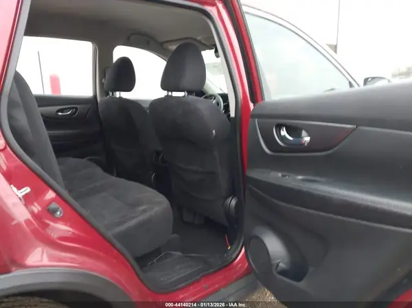 JN8AT2MV0GW136878 2016 NISSAN ROGUE - Image 8