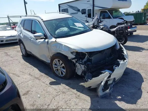 JN8AT2MV0GW138937 2016 NISSAN ROGUE - Image 1