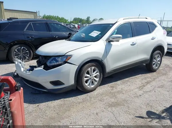 JN8AT2MV0GW138937 2016 NISSAN ROGUE - Image 2