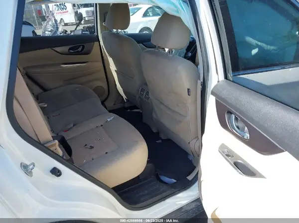 JN8AT2MV0GW138937 2016 NISSAN ROGUE - Image 8