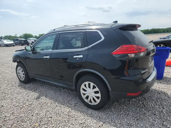 JN8AT2MV0HW000574 2017 NISSAN ROGUE - Image 2