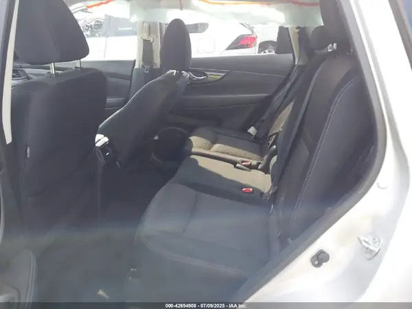 JN8AT2MV0HW000705 2017 NISSAN ROGUE - Image 8