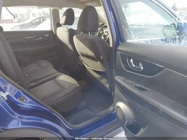 JN8AT2MV0HW005466 2017 NISSAN ROGUE - Image 8