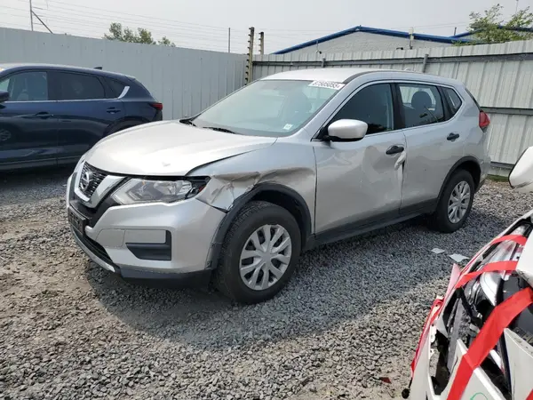 JN8AT2MV0HW006178 2017 NISSAN ROGUE - Image 1