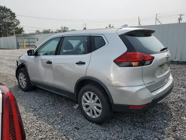 JN8AT2MV0HW006178 2017 NISSAN ROGUE - Image 2
