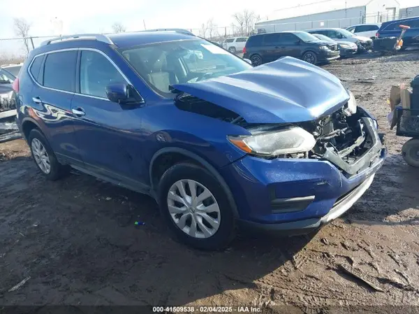 JN8AT2MV0HW007783 2017 NISSAN ROGUE - Image 1