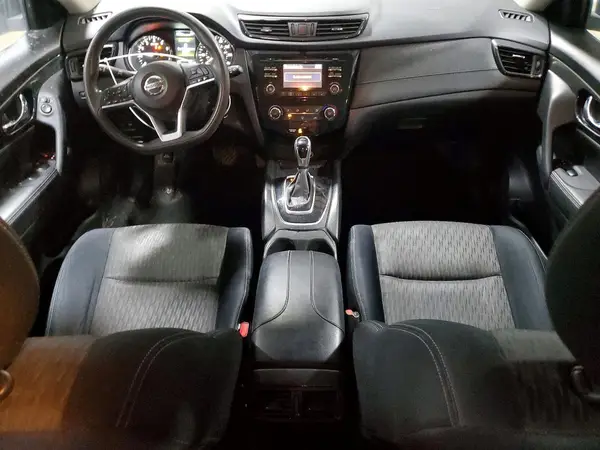 JN8AT2MV0HW008738 2017 NISSAN ROGUE - Image 8