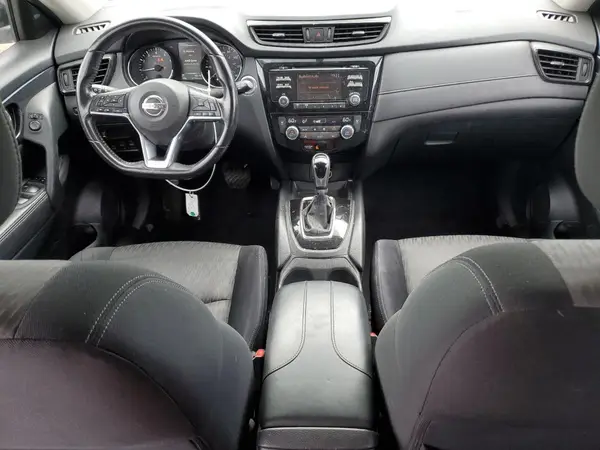 JN8AT2MV0HW009520 2017 NISSAN ROGUE - Image 8