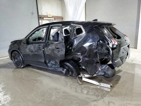 JN8AT2MV0HW010439 2017 NISSAN ROGUE - Image 2