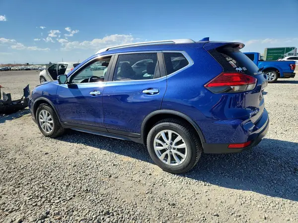 JN8AT2MV0HW011011 2017 NISSAN ROGUE - Image 2