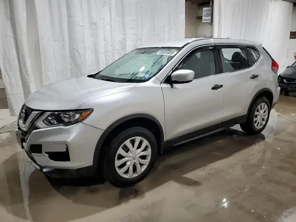 JN8AT2MV0HW011137 2017 NISSAN ROGUE - Image 1